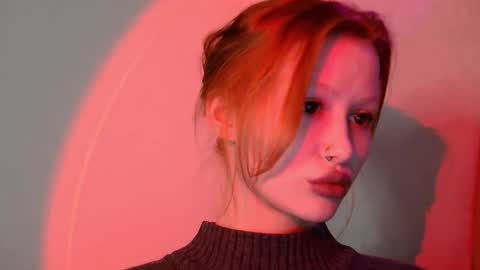 nyra_thira online show from January 14, 2026, 1:44 am