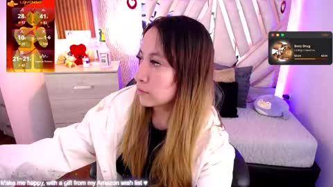 Snapshot of nyx_andria chatting on April 23, 2026, 2:35 am Alex . online show from April 23, 2026, 2:35 am