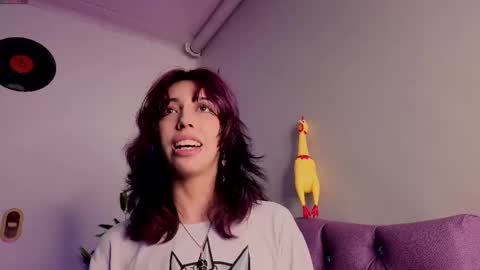   online show from January 8, 2026, 7:21 am