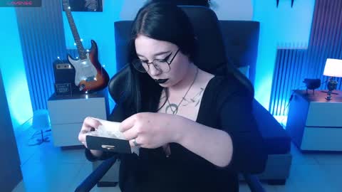 Snapshot of nyxnocturne chatting on April 7, 2026, 12:05 pm Nyx online show from April 7, 2026, 12:05 pm
