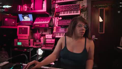 Snapshot of nyxraven chatting on February 22, 2025, 2:28 am NyxRaven online show from February 22, 2025, 2:28 am