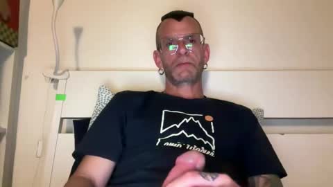 Jonathan Deep online show from April 9, 2026, 10:15 pm