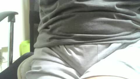 obahiro823844 online show from September 9, 2025, 12:26 pm