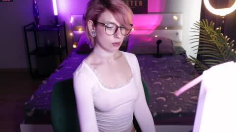 Moonlight online show from May 20, 2026, 7:47 am
