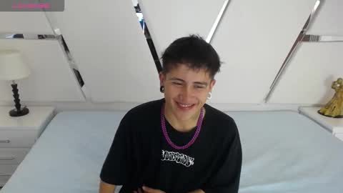 oblivionlove online show from March 28, 2026, 4:39 pm