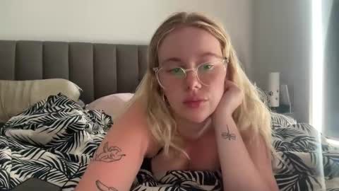 Obsessionx online show from January 19, 2026, 7:45 am