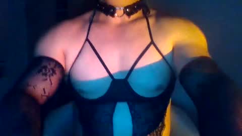 Snapshot of obscuraboy chatting on June 14, 2026, 12:19 am Doxy online show from June 14, 2026, 12:19 am