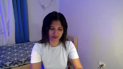 obsidian_r0se19 online show from February 4, 2026, 11:20 pm