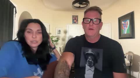 SimplyUs online show from October 3, 2025, 8:55 am