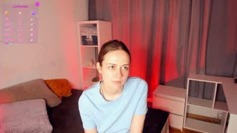 Snapshot of obsidiva chatting on May 21, 2026, 3:52 pm Elis online show from May 21, 2026, 3:52 pm