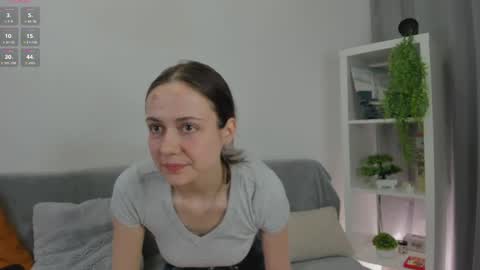 Snapshot of obsidiva chatting on June 3, 2026, 1:46 pm Elis online show from June 3, 2026, 1:46 pm