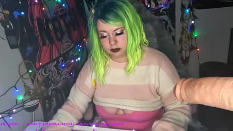 occvlt qveen online show from January 18, 2025, 12:24 am