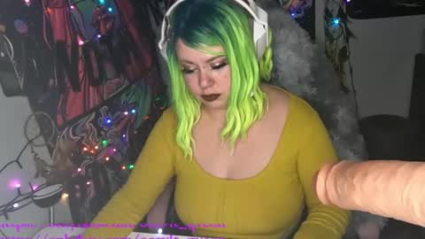 occvlt qveen online show from January 21, 2025, 5:16 am