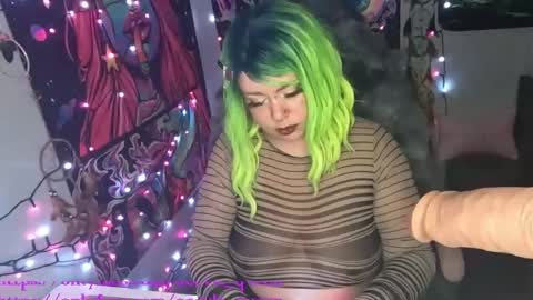 occvlt qveen online show from March 3, 2025, 4:03 am