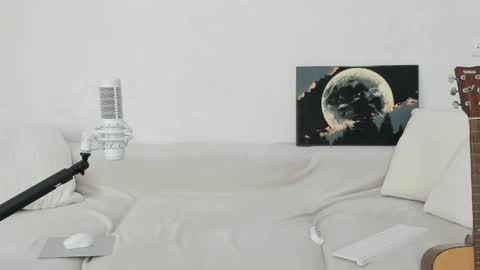 Liana online show from April 7, 2026, 8:15 am