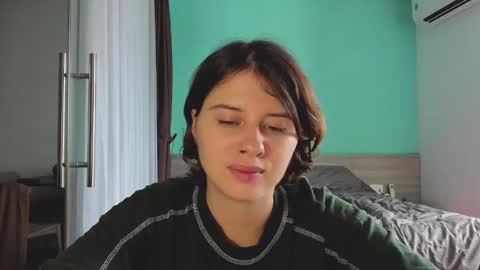 Snapshot of octopussy69x chatting on December 13, 2024, 3:49 am Evie online show from December 13, 2024, 3:49 am