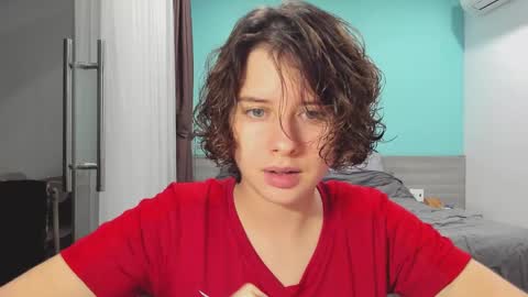 Snapshot of octopussy69x chatting on December 16, 2024, 11:44 am Evie online show from December 16, 2024, 11:44 am