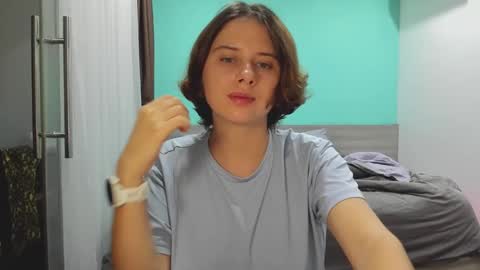 Snapshot of octopussy69x chatting on December 17, 2024, 11:49 am Evie online show from December 17, 2024, 11:49 am