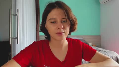 Snapshot of octopussy69x chatting on December 18, 2024, 5:59 am Evie online show from December 18, 2024, 5:59 am