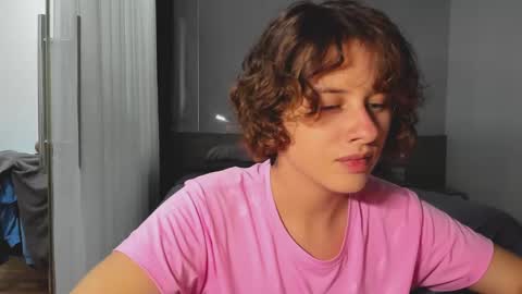 Snapshot of octopussy69x chatting on February 21, 2025, 12:17 pm Evie online show from February 21, 2025, 12:17 pm