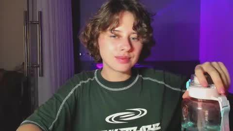 Snapshot of octopussy69x chatting on February 28, 2025, 1:36 pm Evie online show from February 28, 2025, 1:36 pm