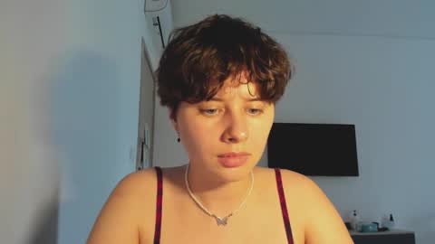 Snapshot of octopussy69x chatting on December 14, 2025, 8:20 am Evie online show from December 14, 2025, 8:20 am