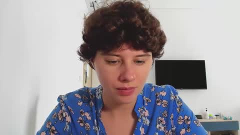 Snapshot of octopussy69x chatting on February 7, 2026, 7:23 am Evie online show from February 7, 2026, 7:23 am