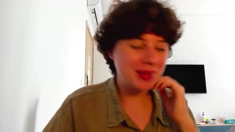 Snapshot of octopussy69x chatting on February 26, 2026, 7:18 am Evie online show from February 26, 2026, 7:18 am