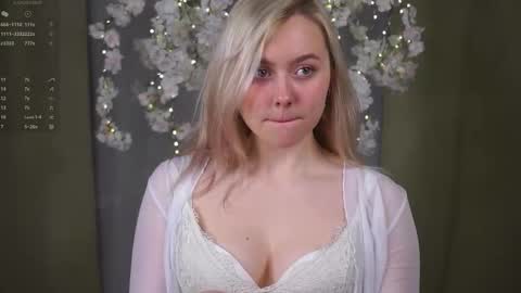 Snapshot of odelynbrower chatting on October 26, 2025, 7:53 pm Alice online show from October 26, 2025, 7:53 pm