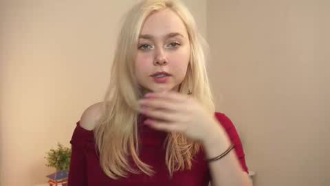 Snapshot of odelynbrower chatting on November 20, 2025, 9:03 pm Alice online show from November 20, 2025, 9:03 pm