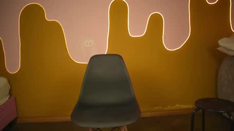 odeth_ online show from March 4, 2025, 2:27 am