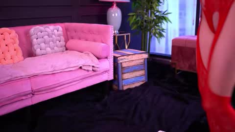 Odette online show from October 23, 2025, 6:02 am