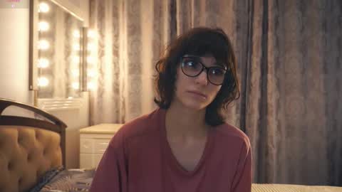 Thea online show from January 12, 2026, 6:40 am