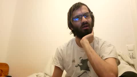 Snapshot of oeffel chatting on March 12, 2026, 12:06 am oeffel online show from March 12, 2026, 12:06 am