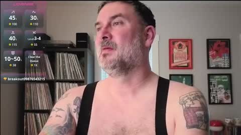 Snapshot of office_dad chatting on January 9, 2026, 8:54 pm Office Dad online show from January 9, 2026, 8:54 pm