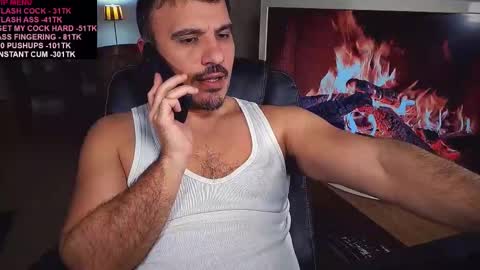 Snapshot of officeman7 chatting on February 18, 2025, 4:48 pm officeman7 online show from February 18, 2025, 4:48 pm