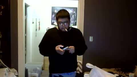 oscar flores online show from May 2, 2026, 7:02 am