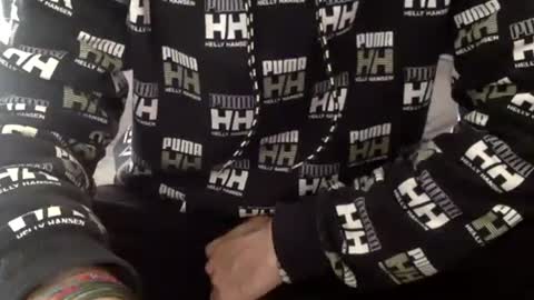 oggs48 online show from November 5, 2025, 1:33 pm