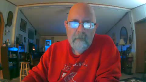 Snapshot of ogusmaximus chatting on October 19, 2025, 12:06 pm Formerly Justlust online show from October 19, 2025, 12:06 pm