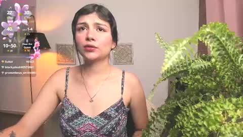 Snapshot of oh__holly chatting on April 18, 2026, 1:20 am Holly online show from April 18, 2026, 1:20 am
