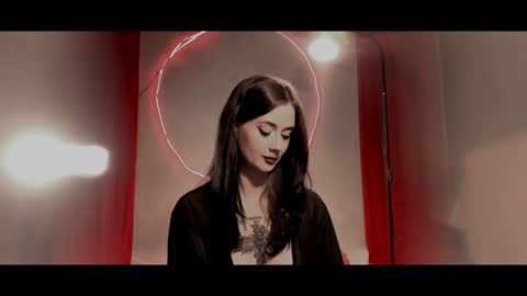 your dear Lilith Chapman online show from December 6, 2024, 5:55 pm