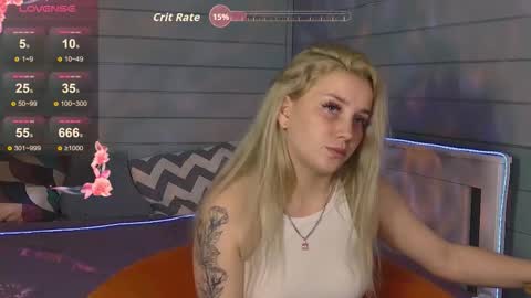 oh_my_julia online show from September 23, 2025, 1:47 pm