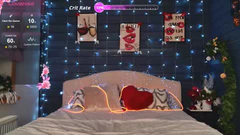 oh_my_julia online show from December 17, 2025, 10:27 pm