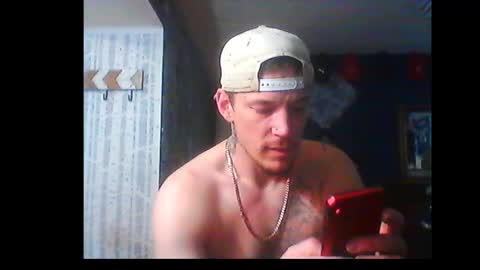 Snapshot of oh_you_know69 chatting on December 31, 2024, 8:34 pm who dares toss me some tips lets have fun online show from December 31, 2024, 8:34 pm