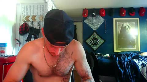 Snapshot of oh_you_know69 chatting on September 16, 2025, 8:54 pm who dares toss me some tips lets have fun online show from September 16, 2025, 8:54 pm