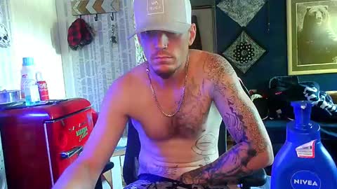 Snapshot of oh_you_know69 chatting on October 9, 2025, 7:56 pm who dares toss me some tips lets have fun online show from October 9, 2025, 7:56 pm