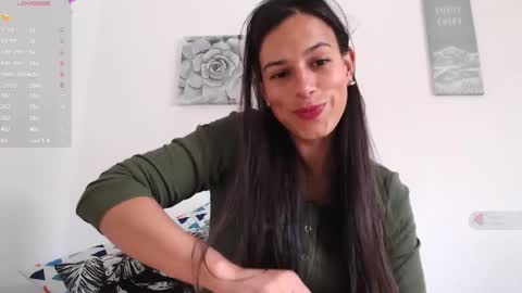 Snapshot of ohanna_ chatting on February 24, 2025, 7:52 pm ohanna_ online show from February 24, 2025, 7:52 pm