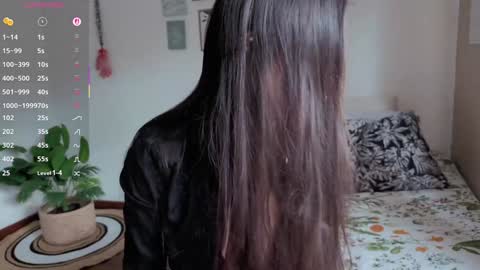 Snapshot of ohanna_ chatting on October 14, 2025, 8:53 pm ohanna_ online show from October 14, 2025, 8:53 pm