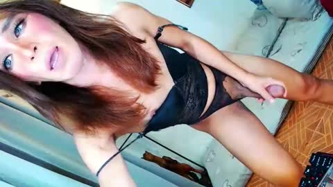 Snapshot of ohlalasamanthaxxx143 chatting on May 8, 2026, 6:35 pm IM CHIE DONT FORGET TO FOLLOW ME MAKE ME SMILE HERE THUMB UP FOR 25TOK online show from May 8, 2026, 6:35 pm