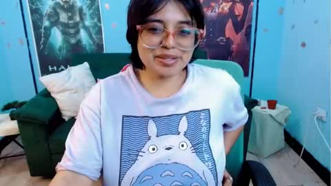 ohmysqueak online show from May 20, 2026, 1:39 pm